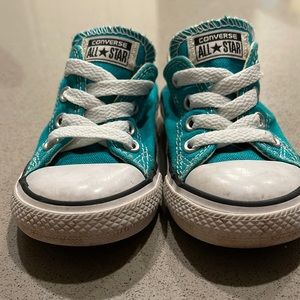 Toddler converse size 6